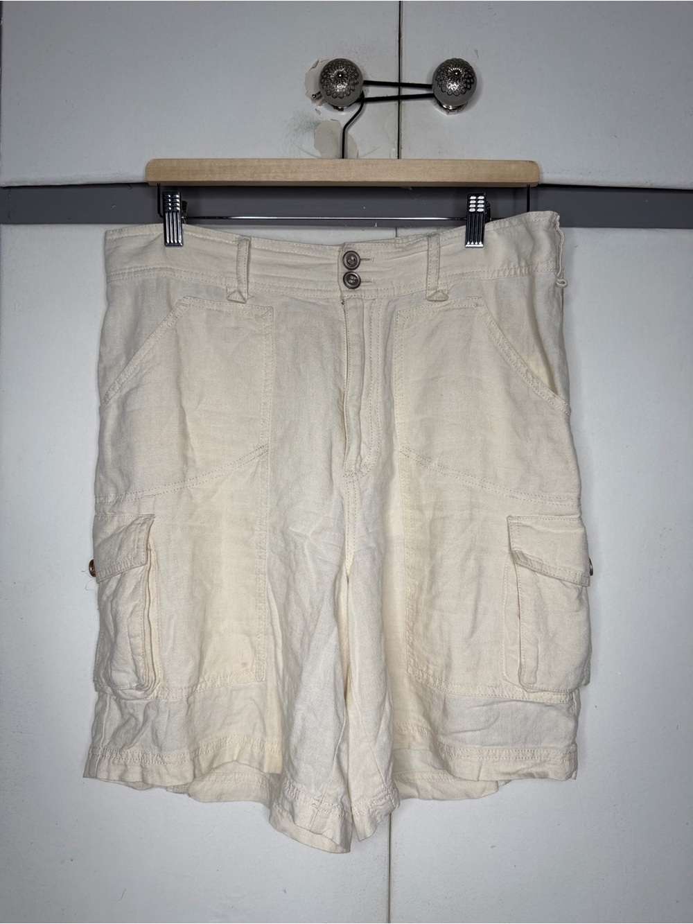 pilcro anthropologie women linen blend cargo shorts size 29 ivory relax baggy